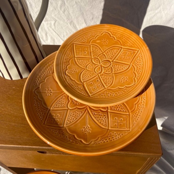 Assiette "La Tatouée" - Terracotta