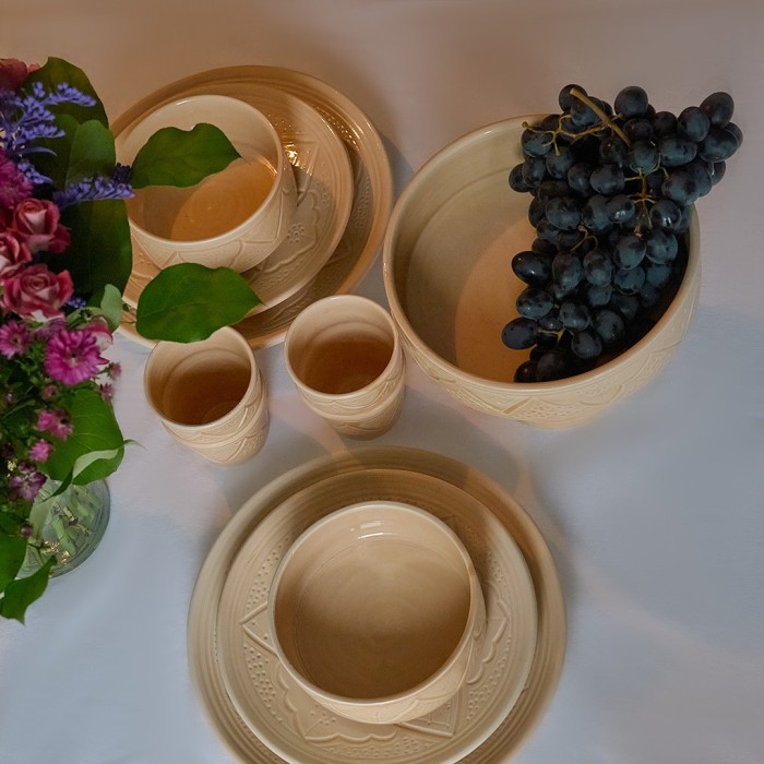 Assiette "La Tatouée" - Sable